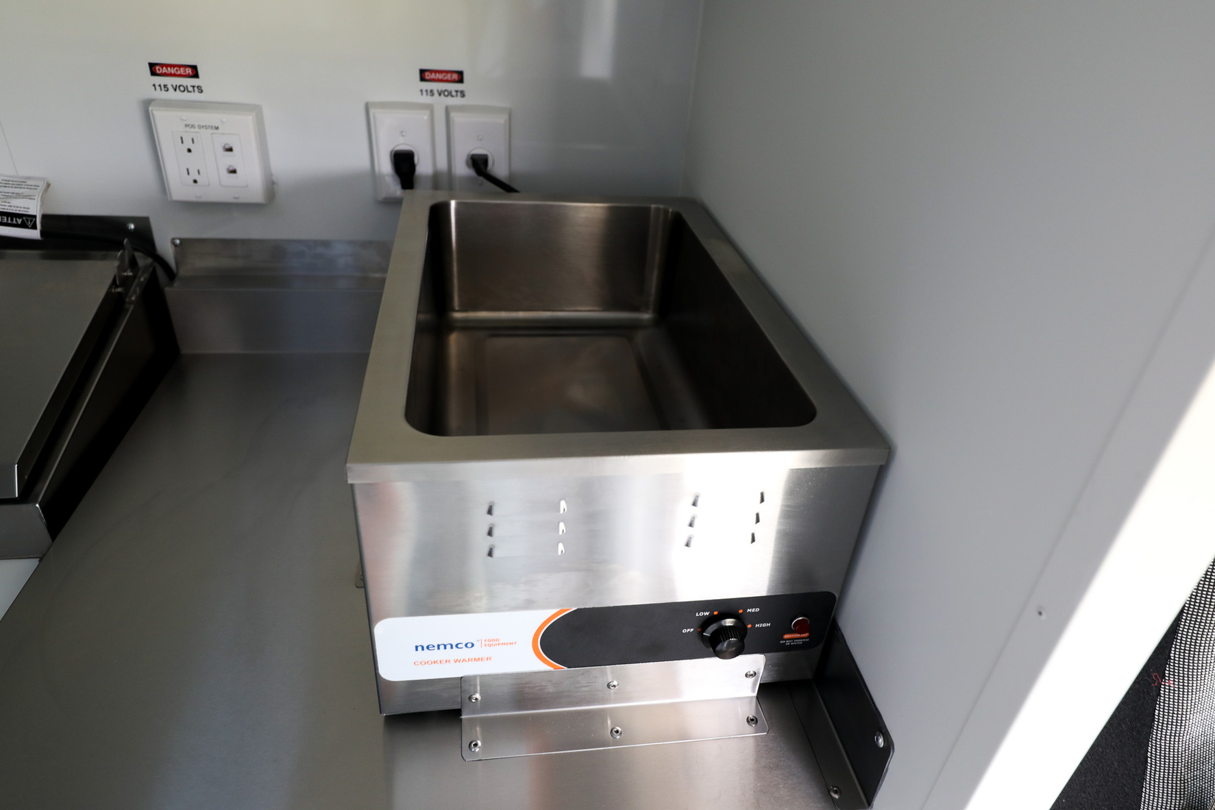 Pizza Food Truck For sale - Ford F59 Pizza Food Truck - Image 10