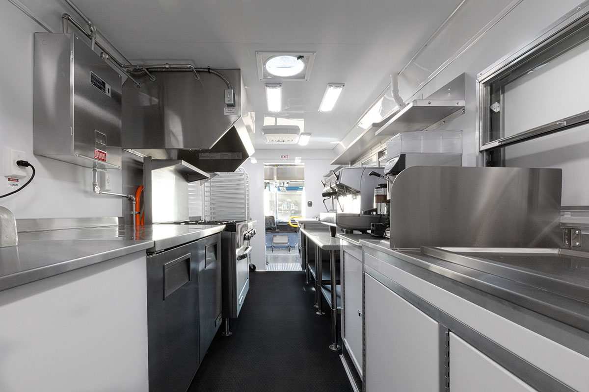 Coffee Food Truck For sale - 16-foot Ford F59 - Image 6