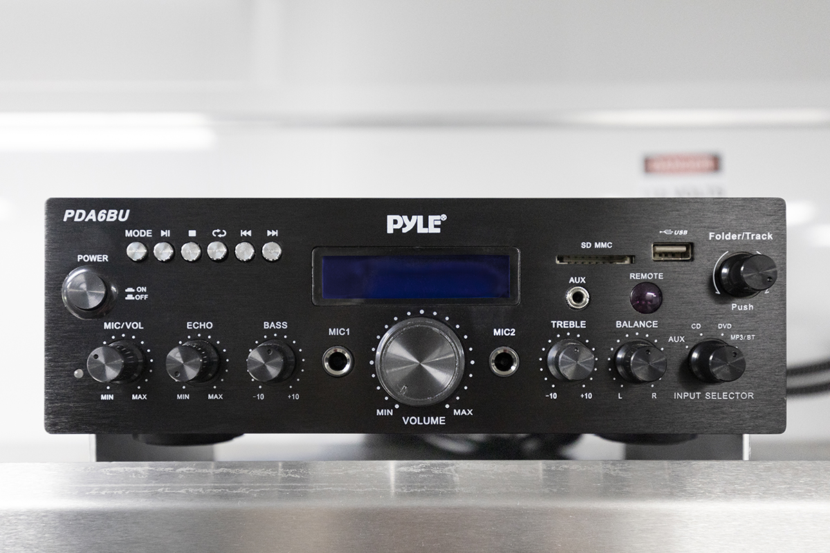 20 Foot Food Truck - Ford F59 - Image 20