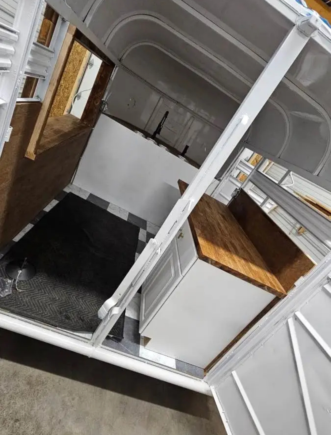 2000 Ponderosa 2 Horse Trailer – Fully Customized Mobile Coffee Trailer - Image 3