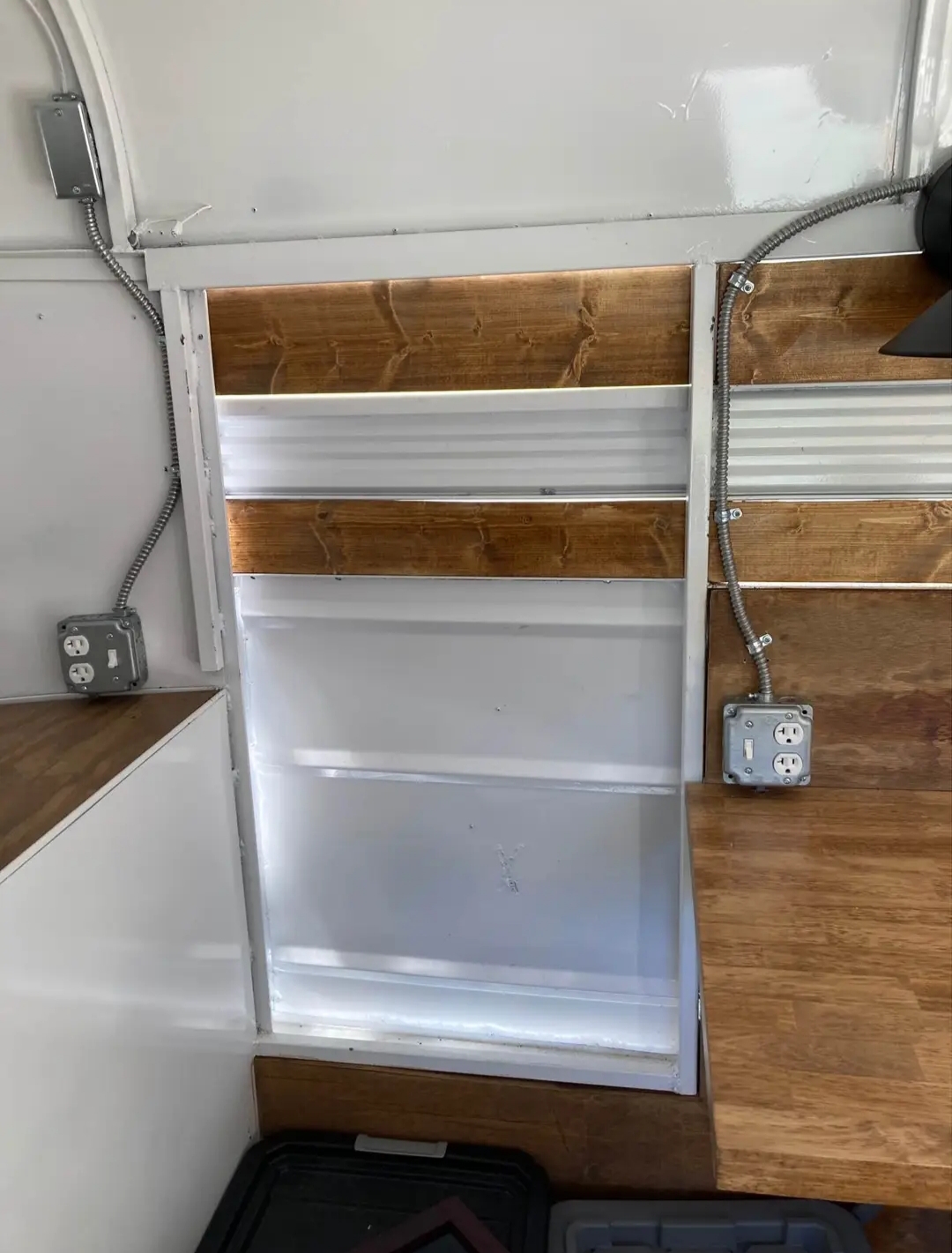 2000 Ponderosa 2 Horse Trailer – Fully Customized Mobile Coffee Trailer - Image 11